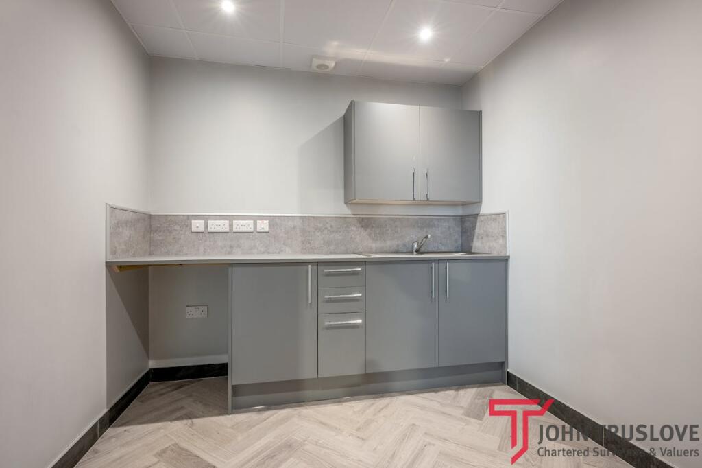 房产图片 5 - Buntsford商务中心5号单元，布朗普斯格罗夫，B60 3FR