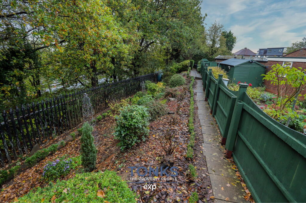 Additional image 15 of Apsley Close, Oldbury, B68 0QS