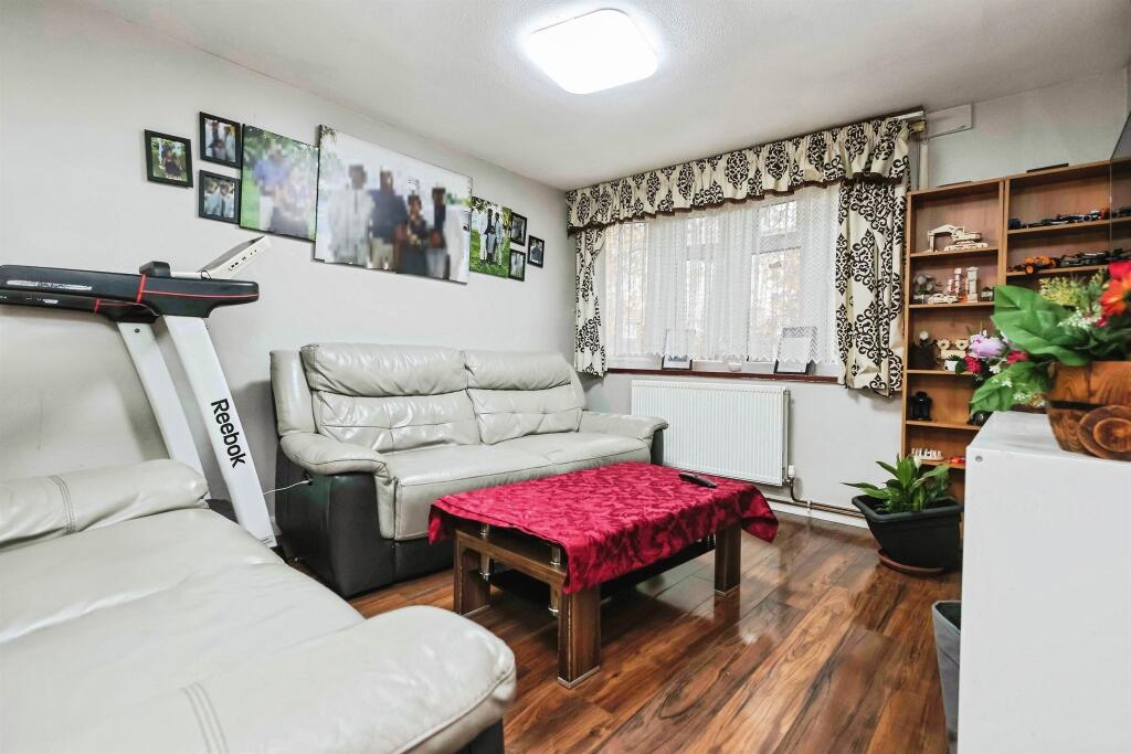 Additional image 12 of Staulton Green, OLDBURY