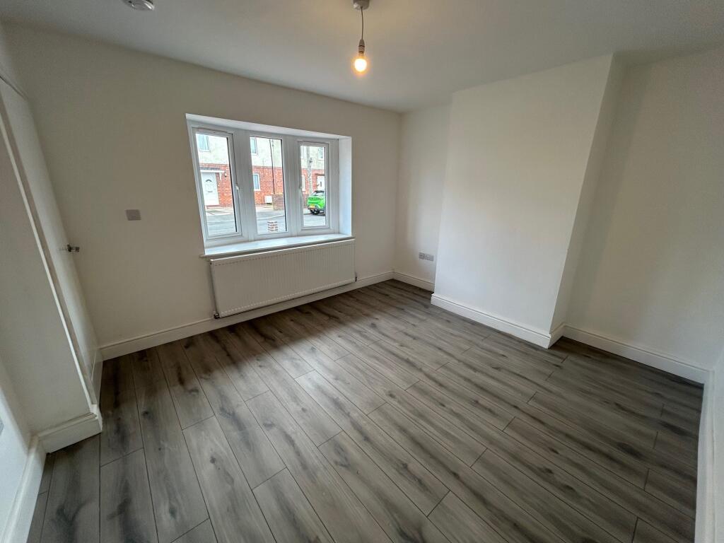 Additional image 2 of Round Hill Terrace, Halesowen