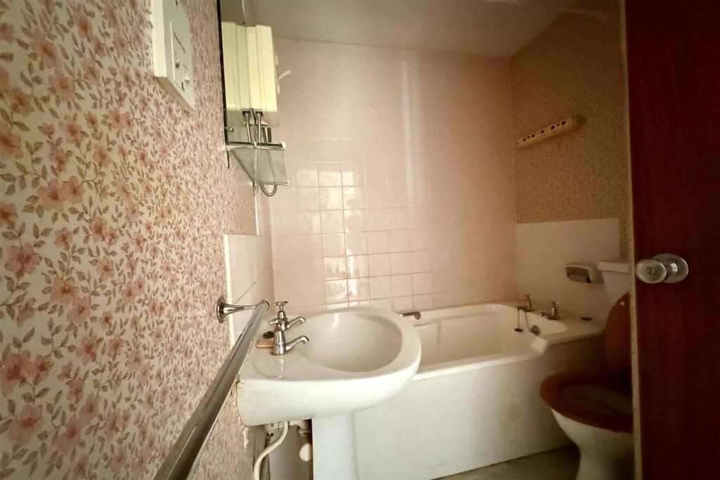 Additional image 16 of Halesowen Road, Halesowen