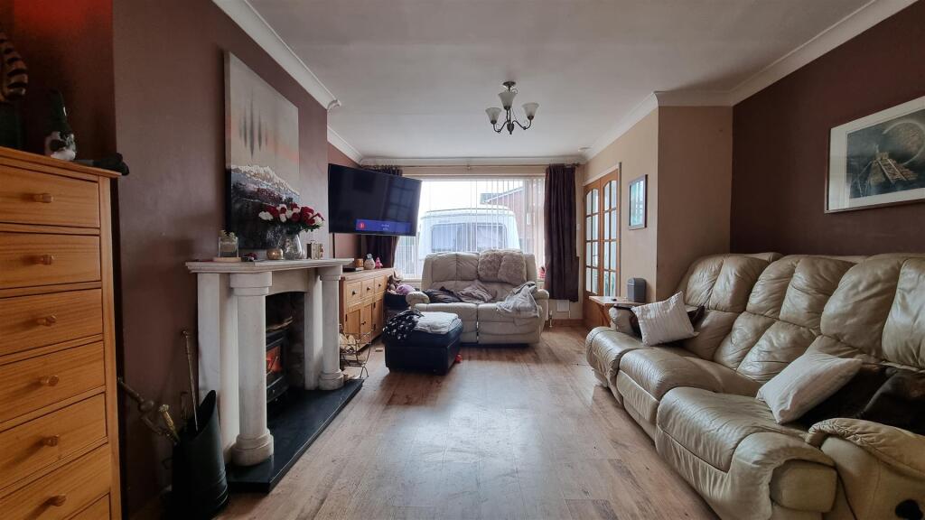 Additional image 2 of Beaudesert Road, Hollywood