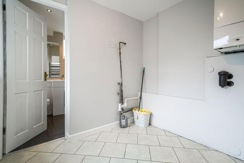 Additional image 7 of 83 Woodrow Lane, Catshill, Bromsgrove, B61 0PN