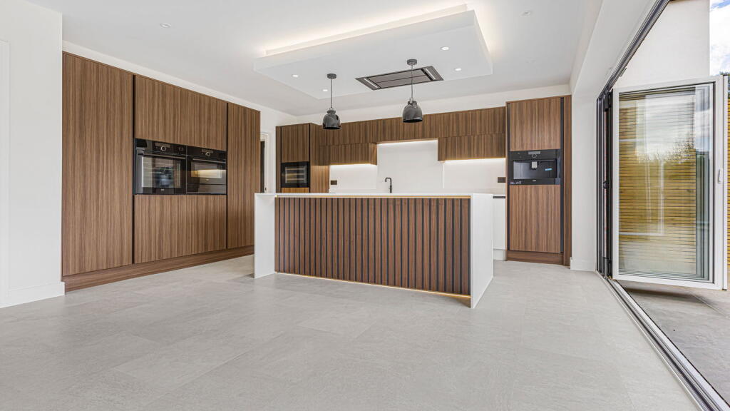 Additional image 2 of Detached New Build To Exceptional Standard