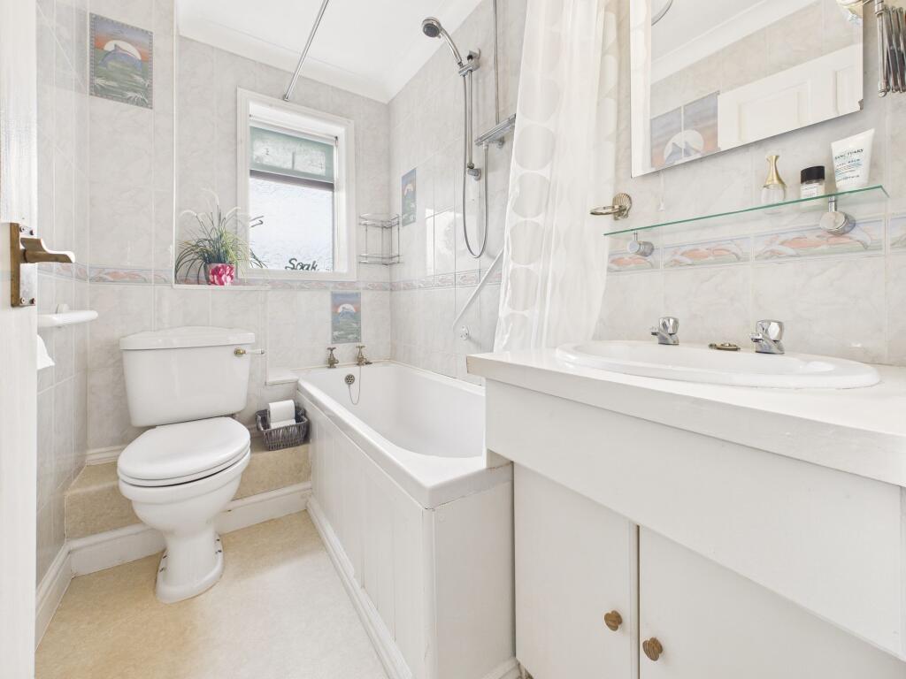 Additional image 10 of Mayfield Close, Catshill, B61