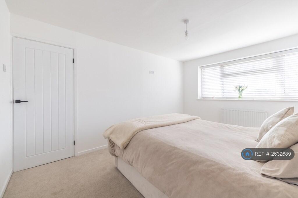 Additional image 13 of Woodrow Close, Catshill, Bromsgrove, B61