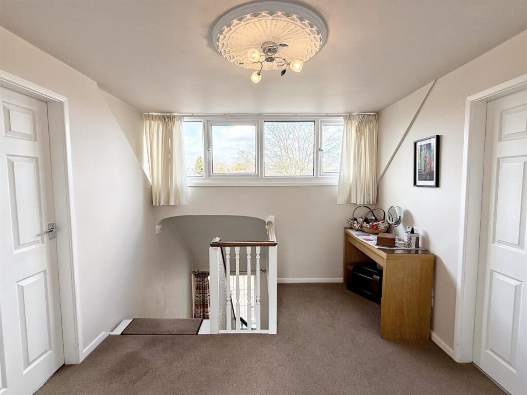 Additional image 27 of Thornhill Park, Streetly