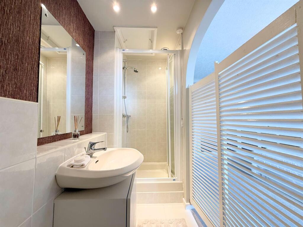 Additional image 23 of Thornhill Park, Streetly