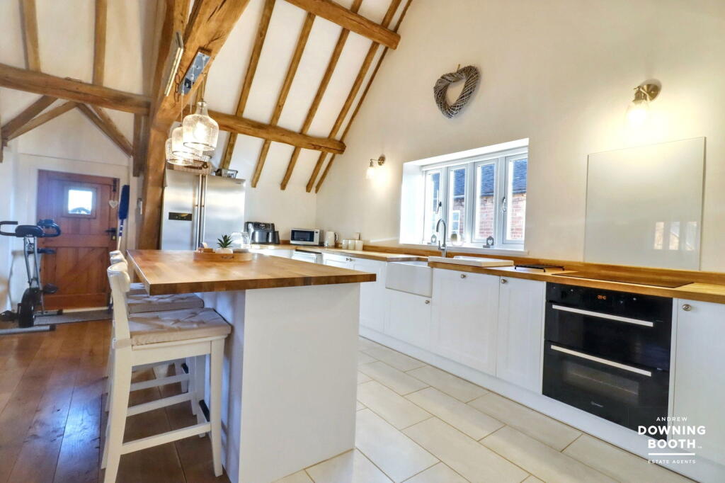 Additional image 7 of Wishbone Barn, Main Road, Haunton, B79 9HN - Beautifully Presented Barn Conversion