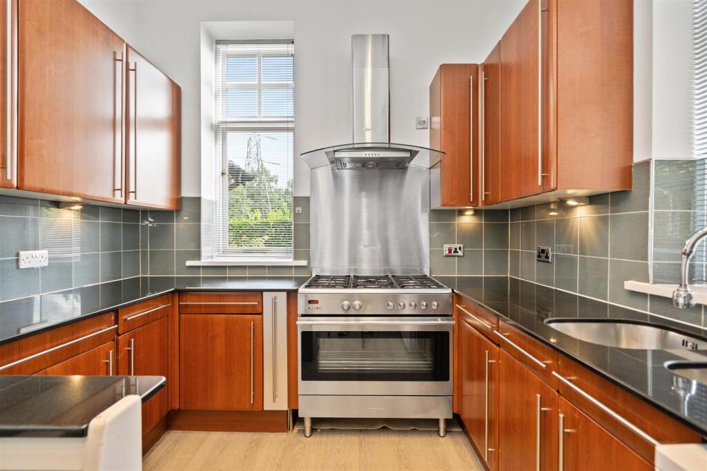 Additional image 2 of Catherines Close, Catherine-De-Barnes, Solihull