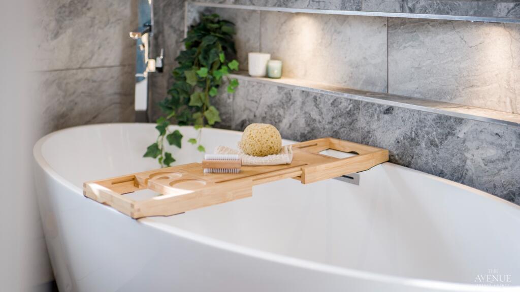 Additional image 11 of 28 Gainsborough Drive, Tamworth