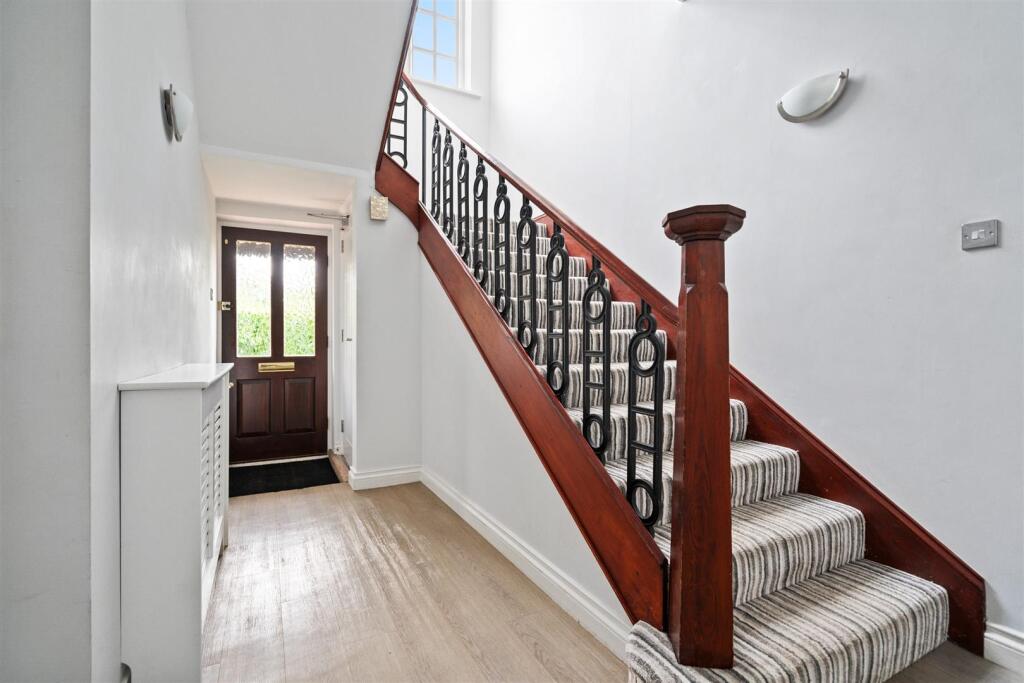 Additional image 9 of Catherines Close, Catherine-De-Barnes, Solihull