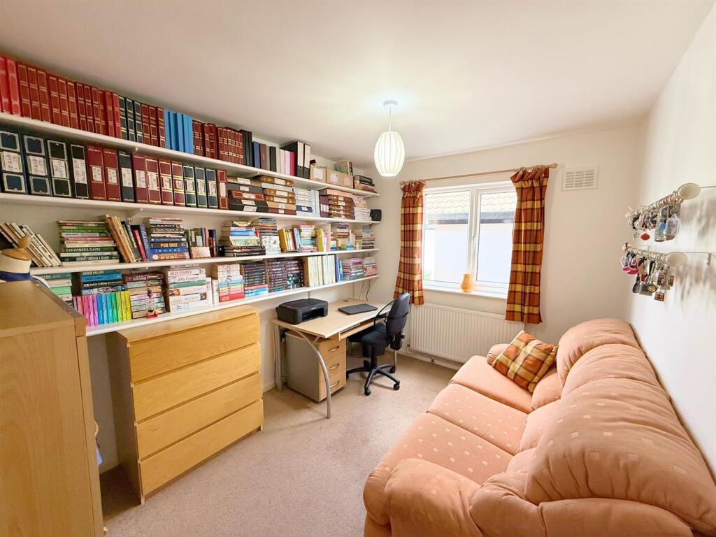 Additional image 16 of Thornhill Park, Streetly