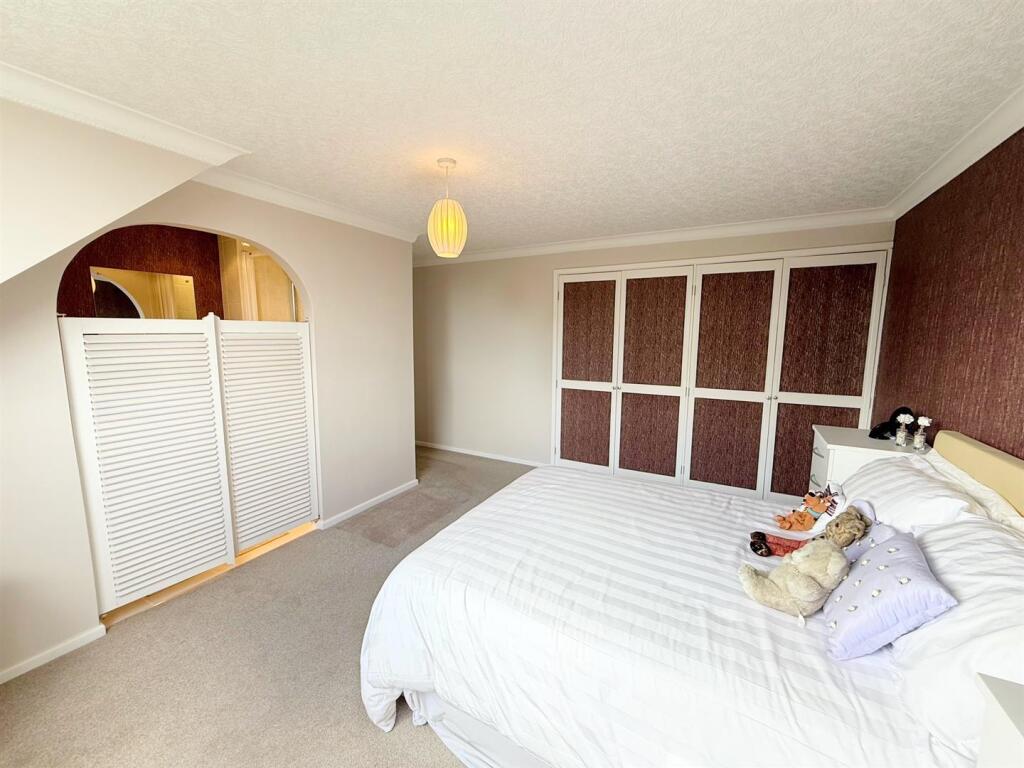 Additional image 19 of Thornhill Park, Streetly