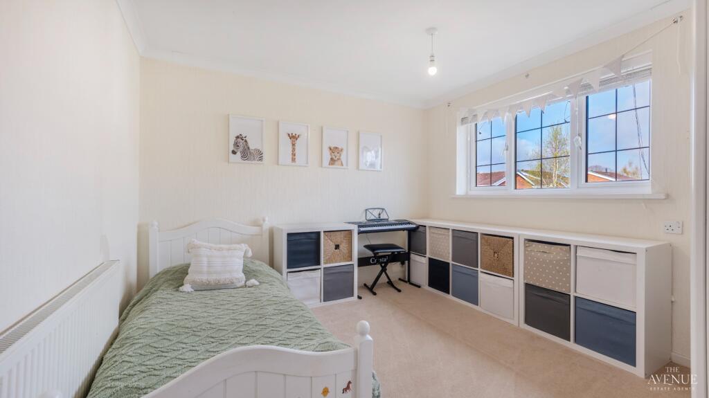 Additional image 18 of 28 Gainsborough Drive, Tamworth