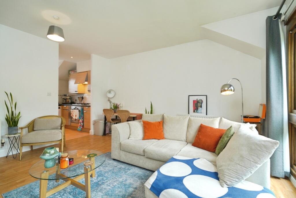 Additional image 6 of 42 Old Hall Gardens, Monkspath, Solihull, West Midlands