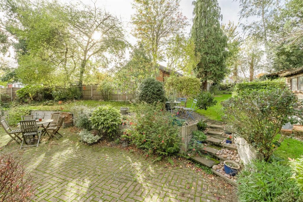 Additional image 18 of 128, Main Street, Clifton Campville, B79