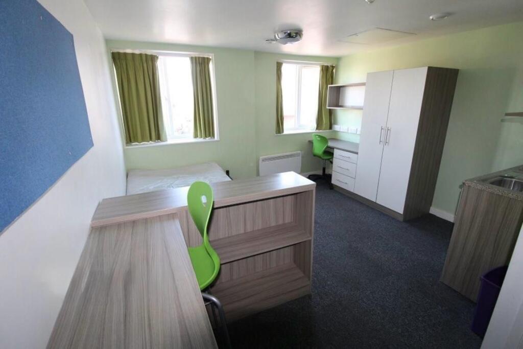 房产图片 2 - 伯明翰西米德兰兹阿伦姆洛克桥路Cardinal大厦9套公寓