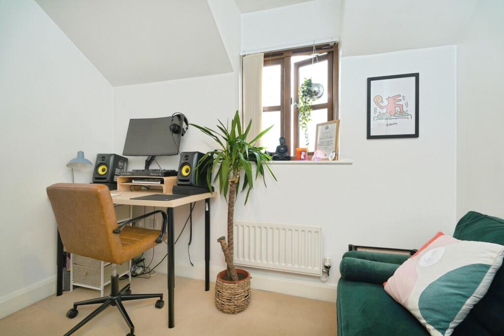 Additional image 11 of 42 Old Hall Gardens, Monkspath, Solihull, West Midlands