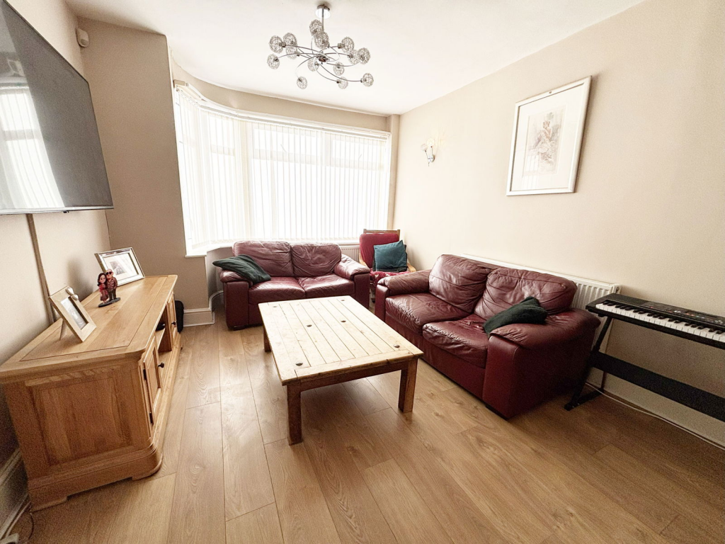 Additional image 13 of Acheson Road, Shirley