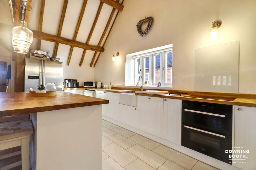 Additional image 8 of Wishbone Barn, Main Road, Haunton, B79 9HN - Beautifully Presented Barn Conversion