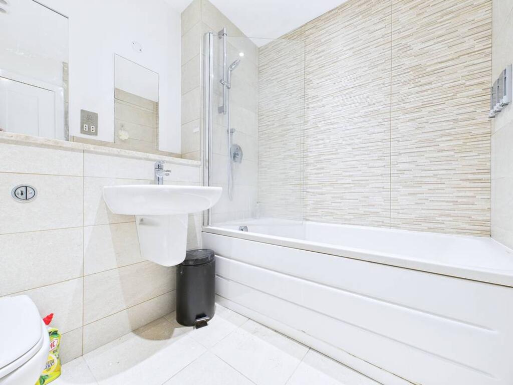 Additional image 4 of Parkside Stratford Road, Shirley - B90