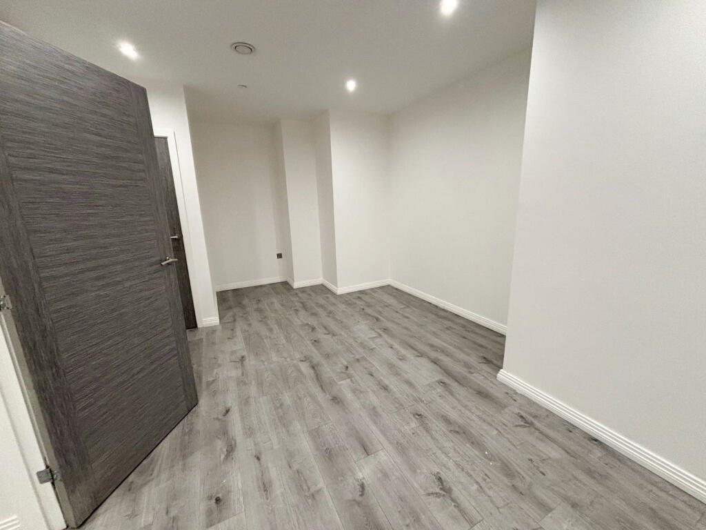 Additional image 2 of 103 Knights House, The Parade , Sutton Coldfield, B72 1QB