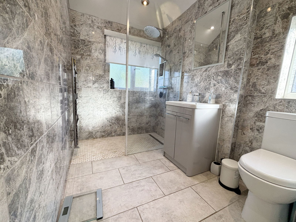 Additional image 7 of Acheson Road, Shirley