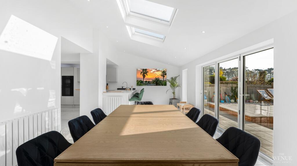 Additional image 32 of 28 Gainsborough Drive, Tamworth