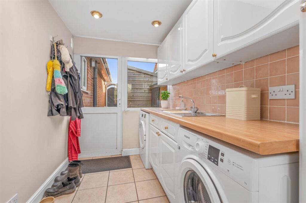 Additional image 7 of Pratts Lane, Mappleborough Green, Studley