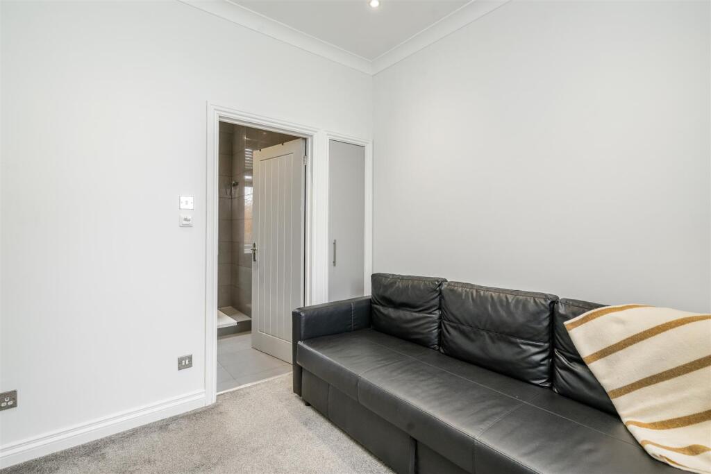 Additional image 15 of Catherines Close, Catherine-De-Barnes, Solihull