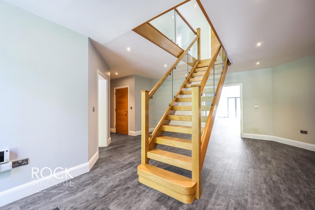 Additional image 4 of Ashlawn Crescent, Solihull, West Midlands, B91