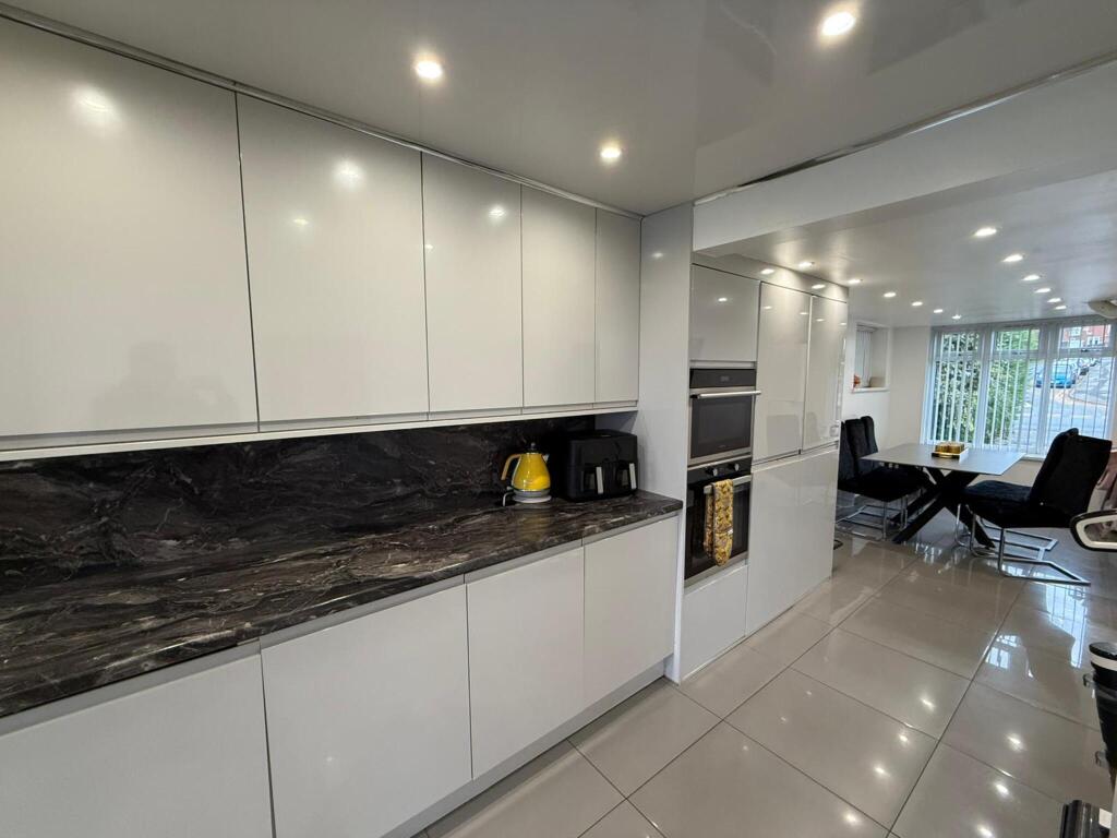 Additional image 7 of Wagon Lane, Solihull