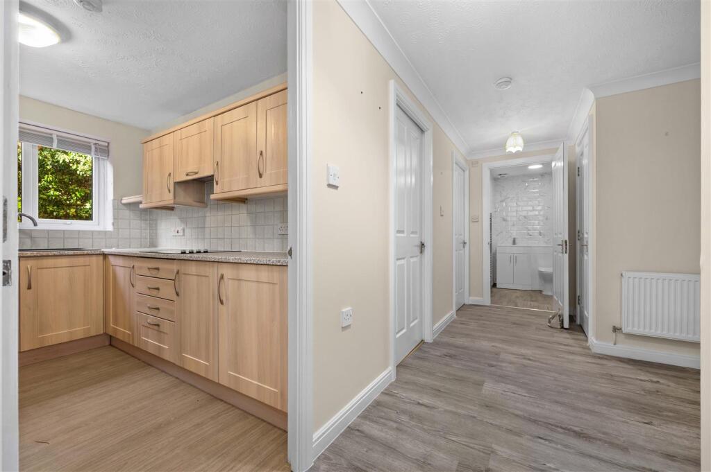 Additional image 5 of Chestnut Walk., Henley-In-Arden