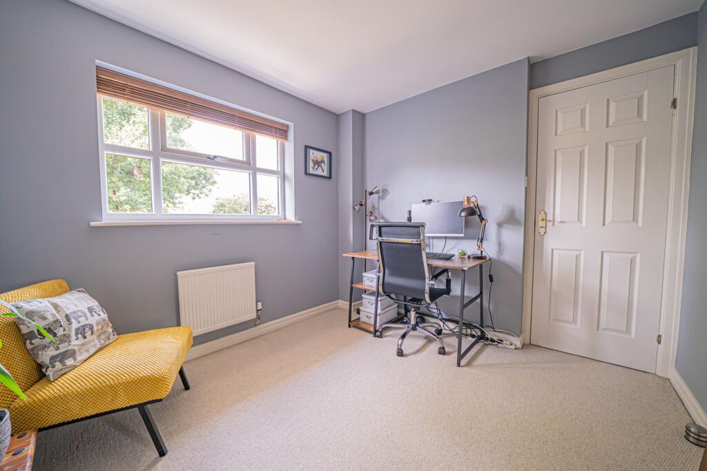 Additional image 22 of Chadworth Avenue, Dorridge, B93