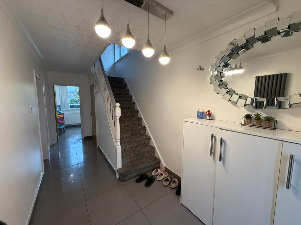 Additional image 17 of Wagon Lane, Solihull