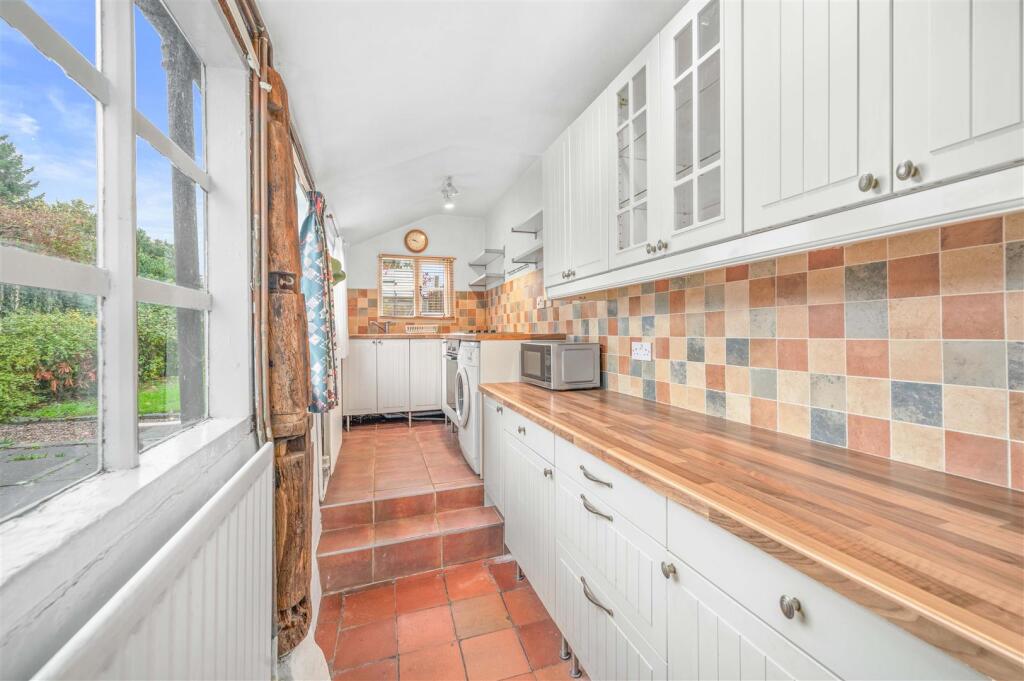 Additional image 5 of High Street, Feckenham, Redditch