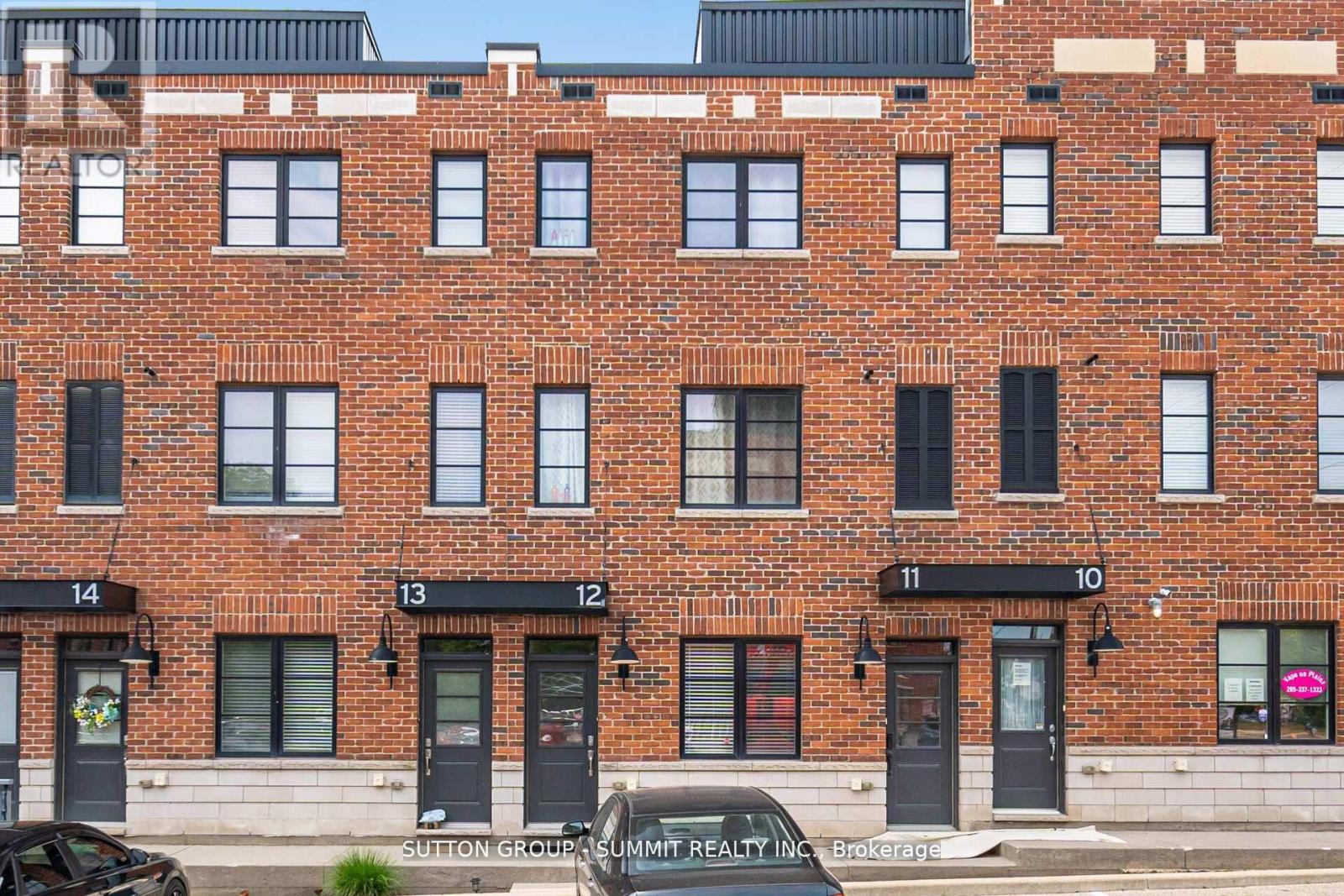 Property image for 12 - 70 PLAINS ROAD W|Burlington (Bayview), Ontario L7T0B6