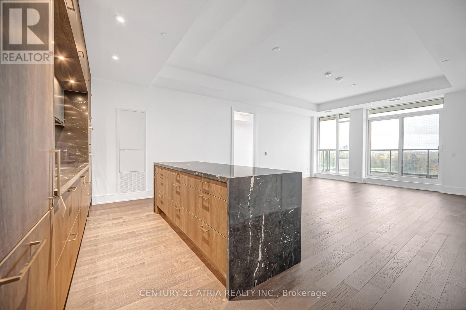 504 - 397 ROYAL ORCHARD BOULEVARD|Markham (Royal Orchard), Ontario L3T0H3