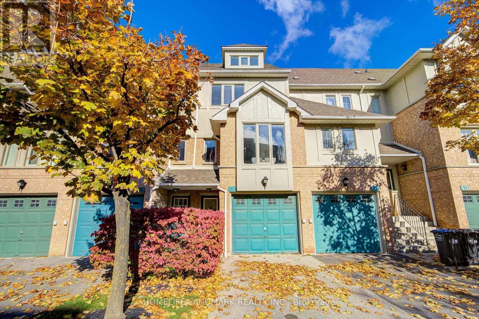 Property image for 69 - 1050 BRISTOL ROAD W|Mississauga (East Credit), Ontario L5V2E8