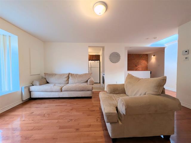 3470 Rue Jeanne-Mance|Montréal (Le Plateau-Mont-Royal), Quebec H2X2J8