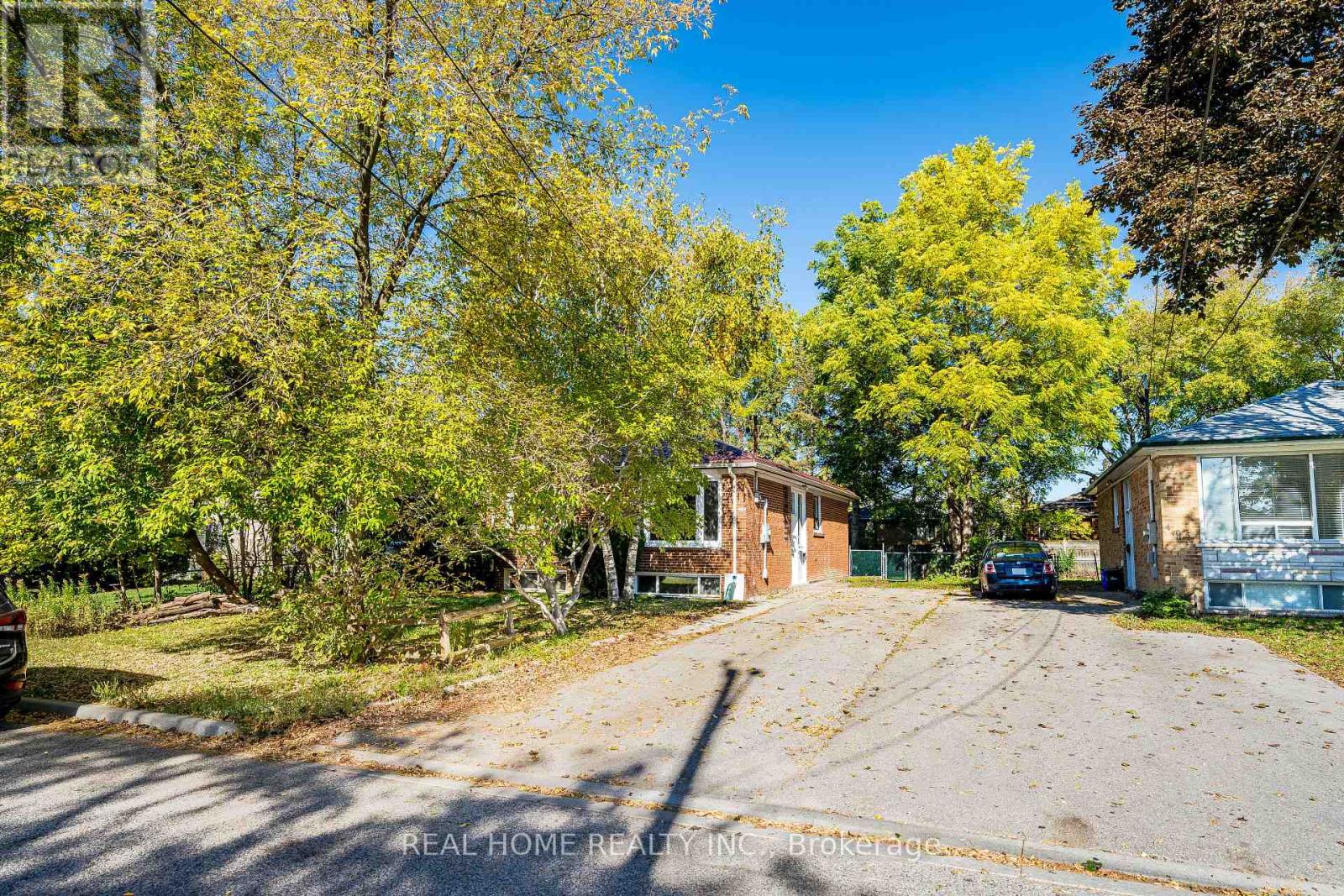 Property image for LOWER L - 401 FERNLEIGH CIRCLE S|Richmond Hill (Crosby), Ontario L4C1E7