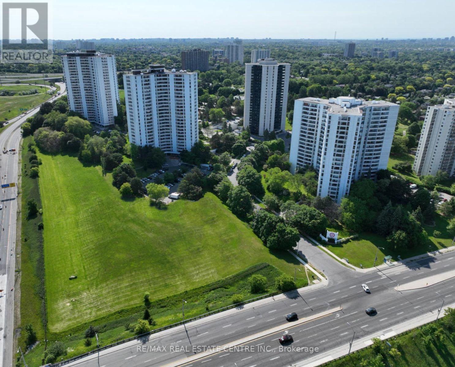 705 - 100 GRAYDON HALL DRIVE|Toronto (Parkwoods-Donalda), Ontario M3A3A8