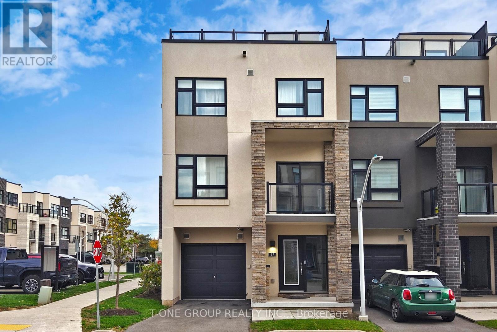 Property image for 42 - 1121 COOKE BOULEVARD|Burlington (LaSalle), Ontario L7T0C3