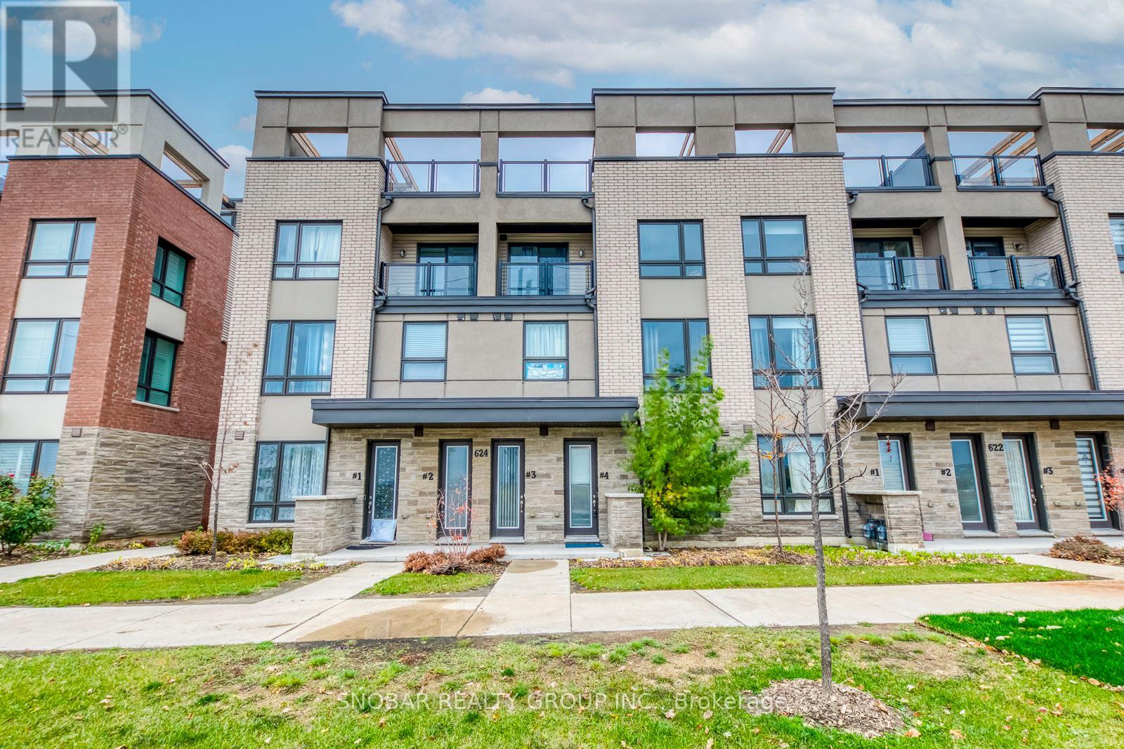 Property image for 4 - 624 REXDALE BOULEVARD|Toronto (West Humber-Clairville), Ontario M9W0G1