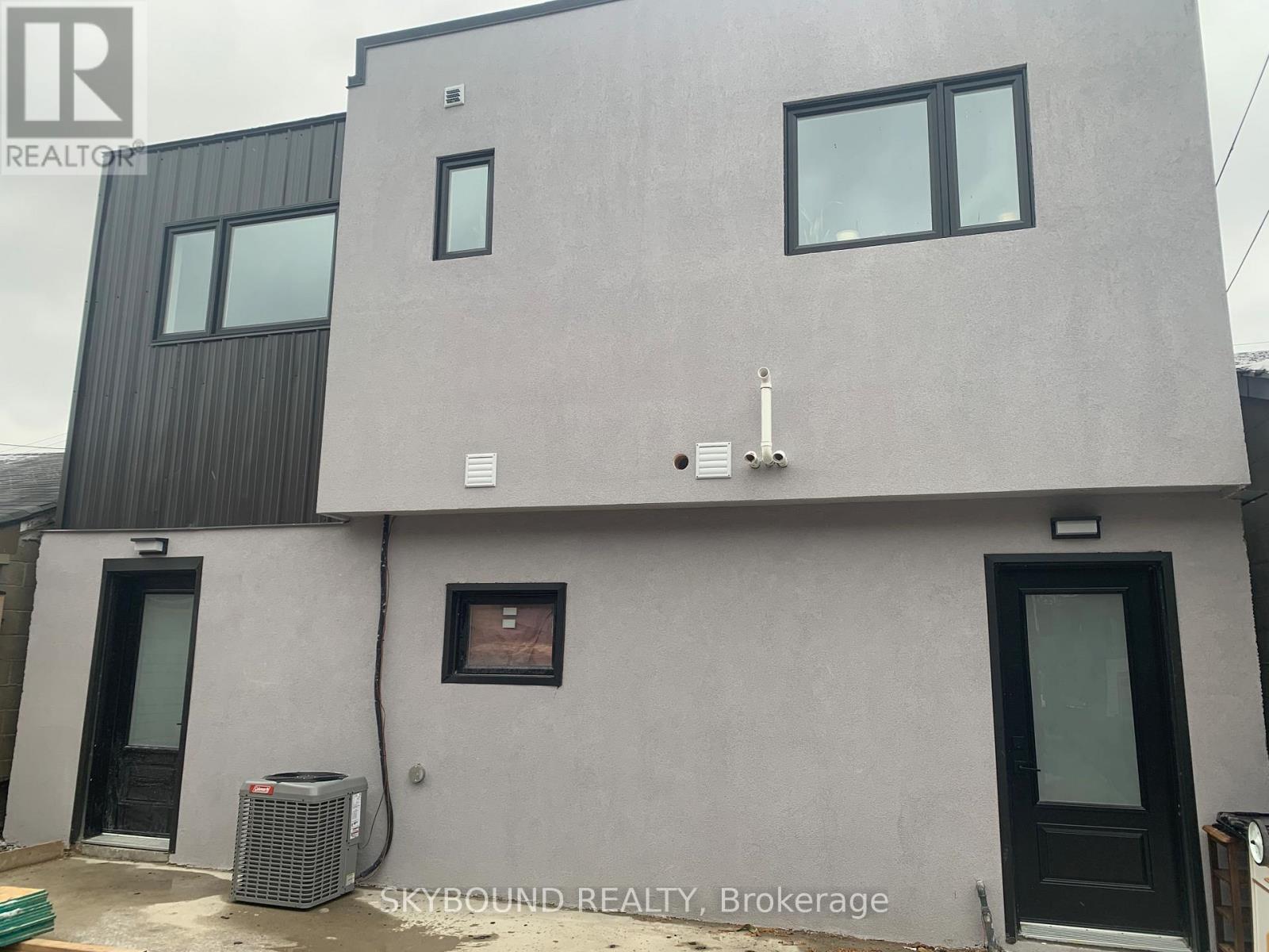 Property image for REAR SECOND - 98 MILLICENT STREET|Toronto (Dovercourt-Wallace Emerson-Junction), Ontario M6H1W4