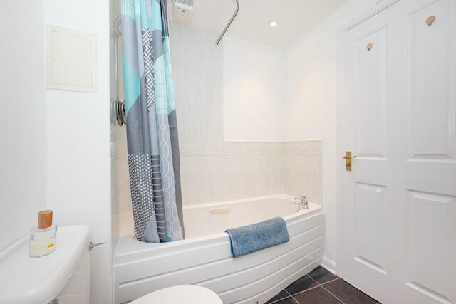 Additional image 12 of Fraser Road, City Centre, Aberdeen, AB25