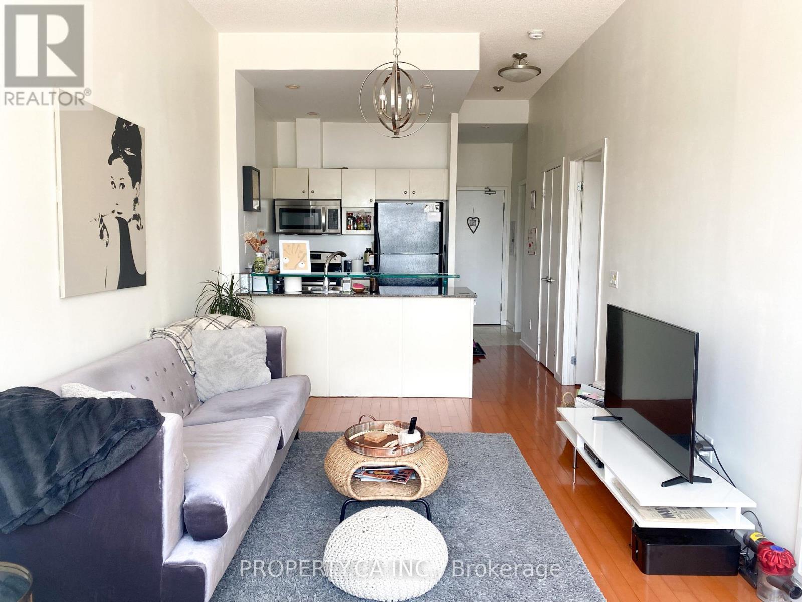 Property image for 214 - 208 QUEENS QUAY W|Toronto (Waterfront Communities), Ontario M5J2Y5