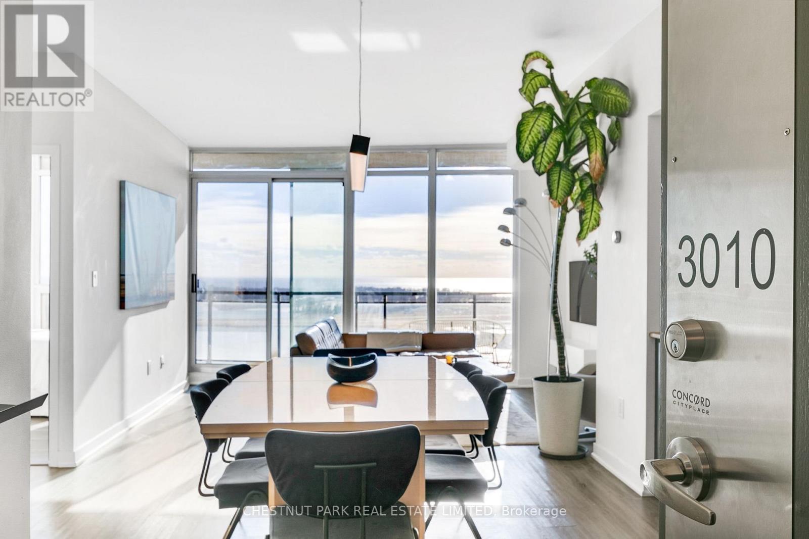 3010 - 25 CAPREOL COURT|Toronto (Waterfront Communities), Ontario M5V3Z7