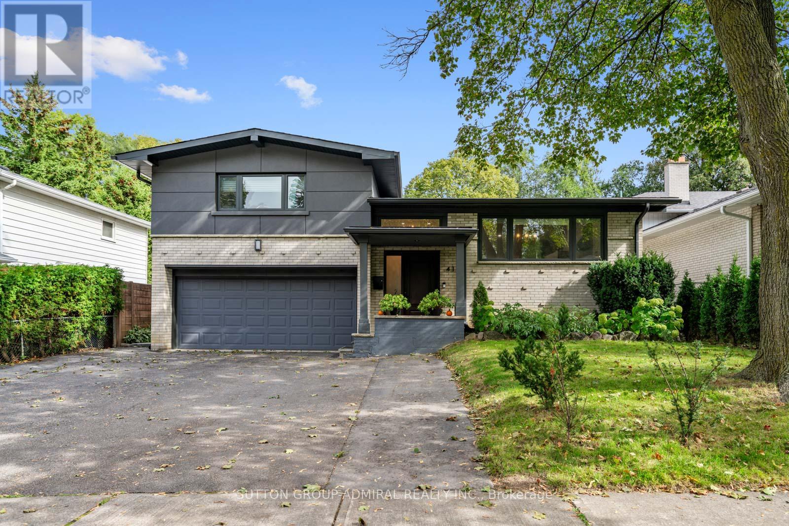 Property image for 41 WATERFORD DRIVE|Toronto (Willowridge-Martingrove-Richview), Ontario M9R2N5